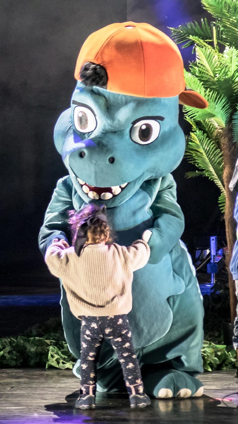 T-Rex Leo mit oranger Cap